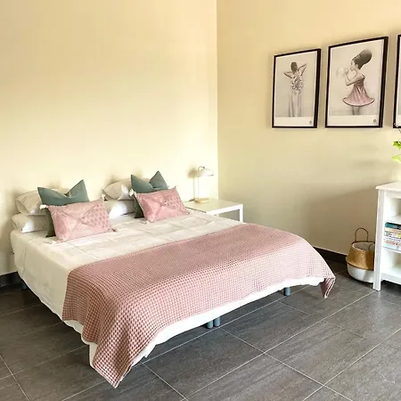 Casa Pura Vida Bed & Breakfast